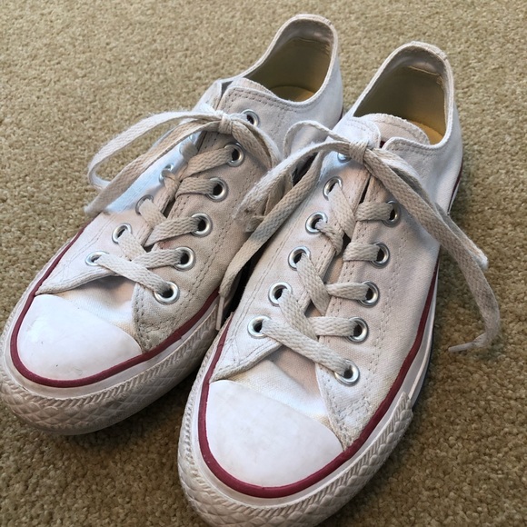 white converse tennis shoes